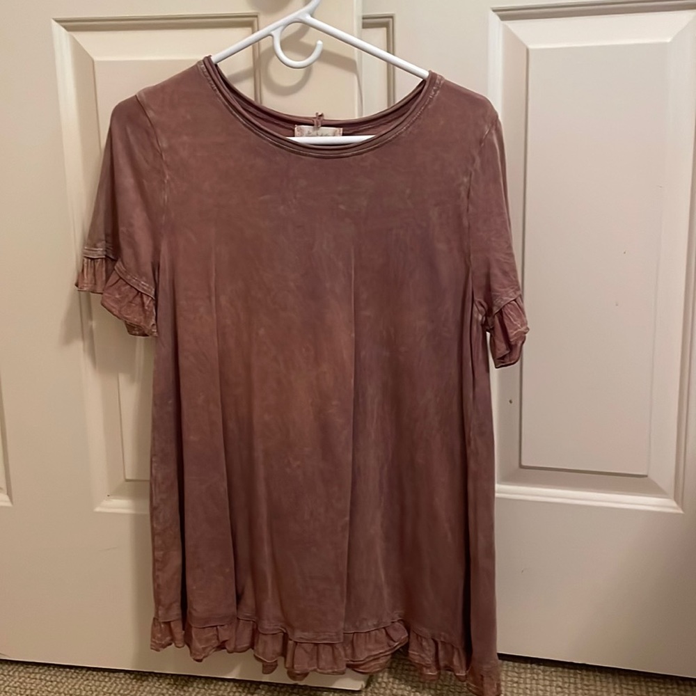 Brown, flowey top from altar’d state